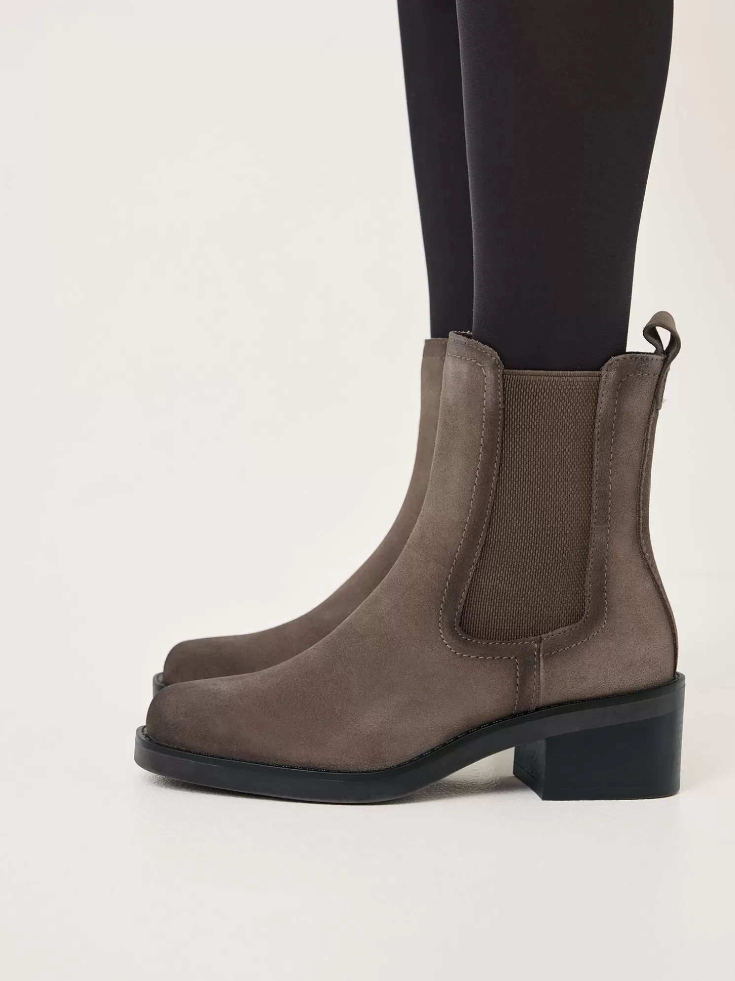 Tamaris Chelsea Boot - beige