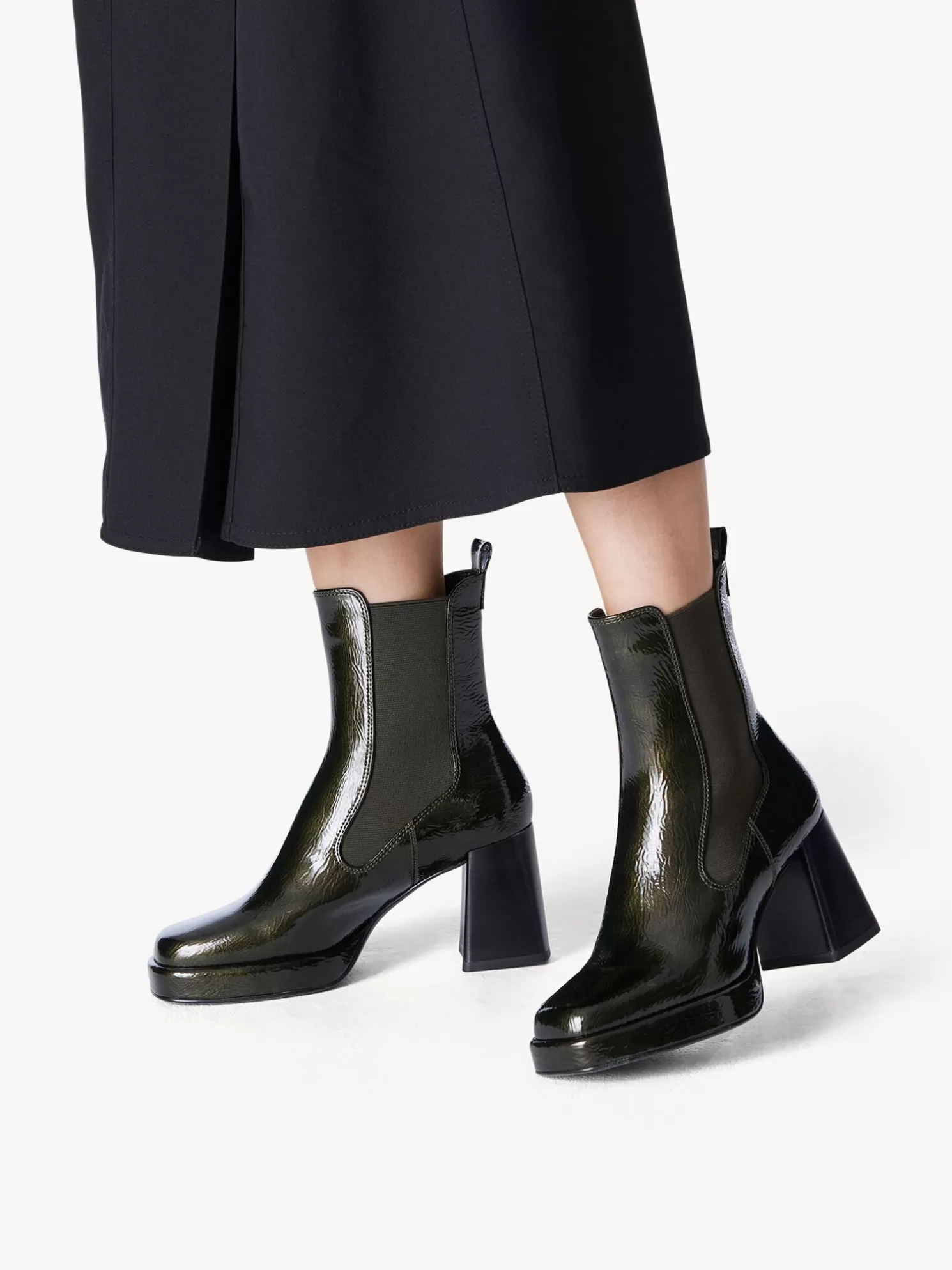 Tamaris Chelsea Boot - grün