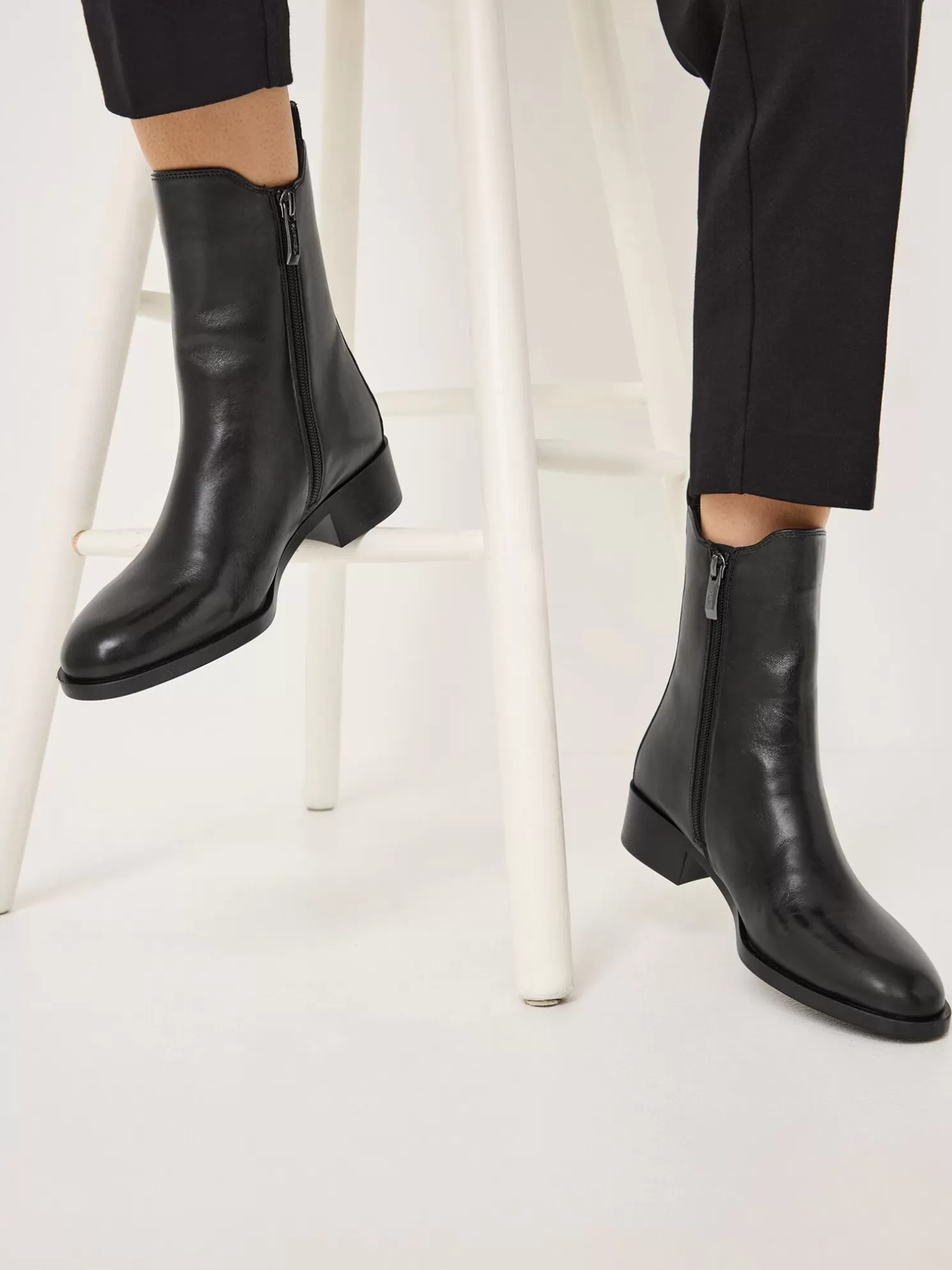 Tamaris Leder Chelsea Boot - schwarz