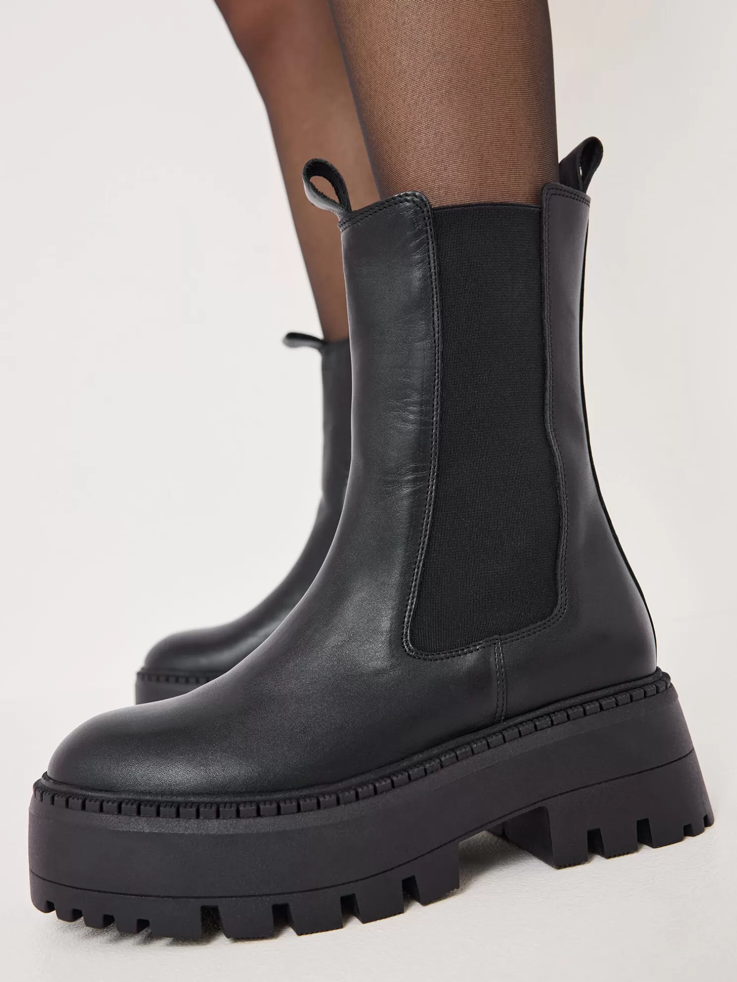 Tamaris Leder Chelsea Boot - schwarz