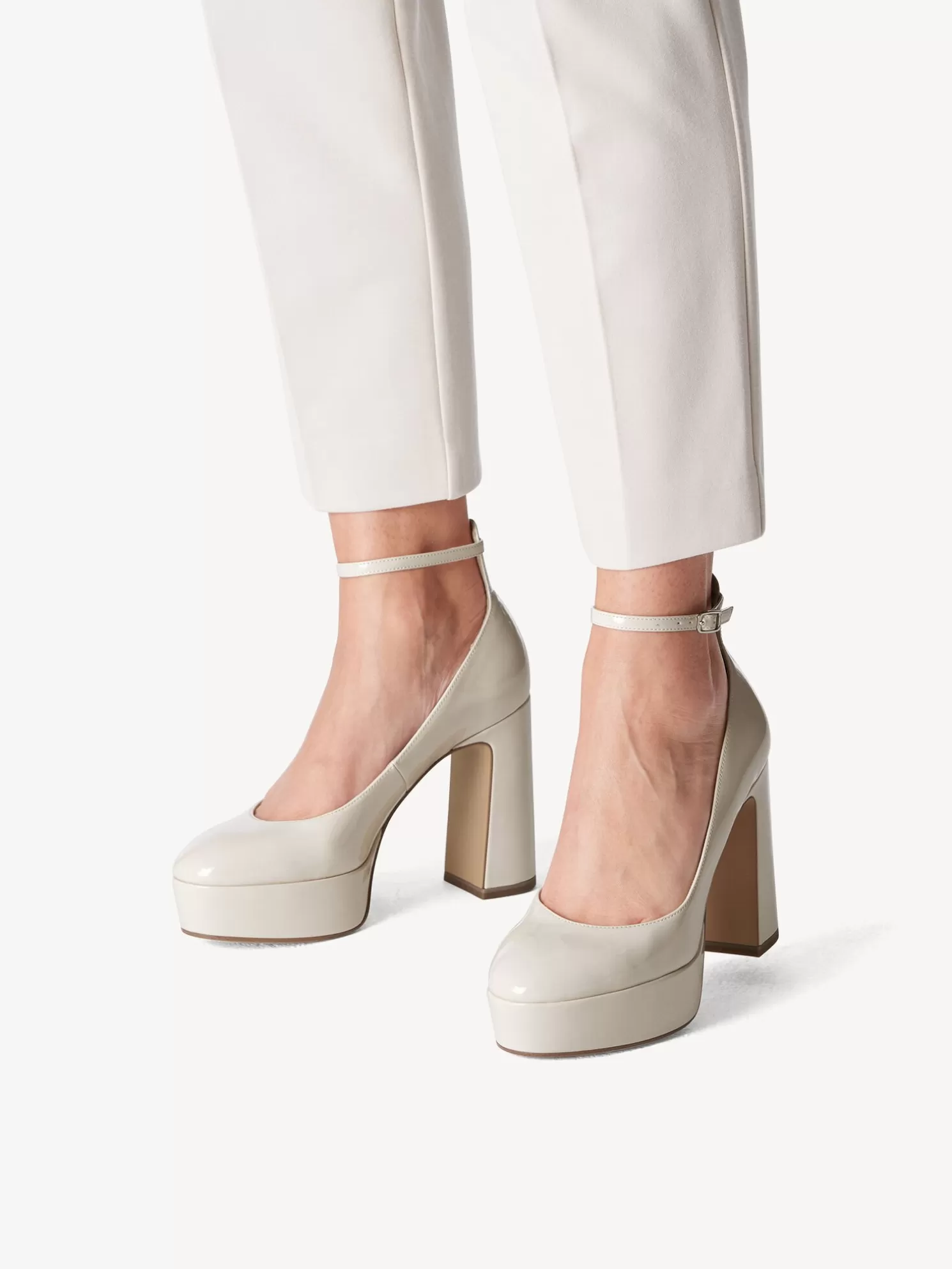 Tamaris Pumps - beige